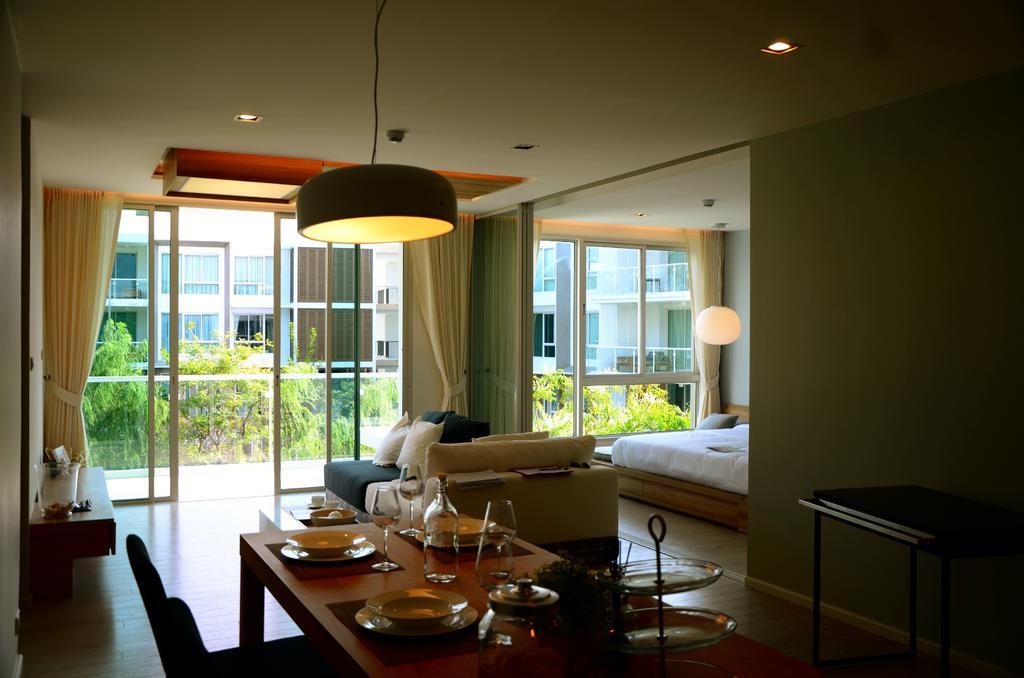 Huahin Luxury Beachfront Condo By Ml Bilik gambar